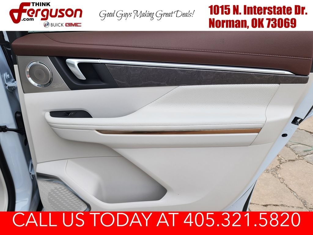 2026 Buick Enclave Avenir - Photo 43