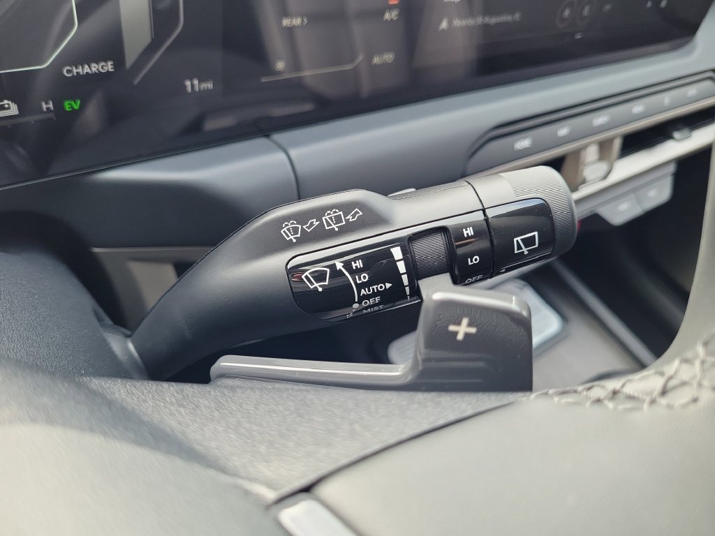 New 2027 Midnight Lake Blue Kia SX Prestige image 31