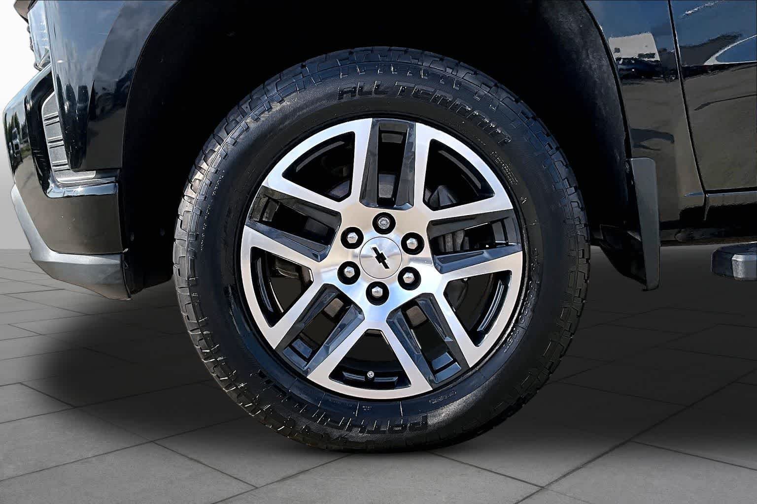 Used 2019 Black Chevrolet Custom Trail Boss image 10