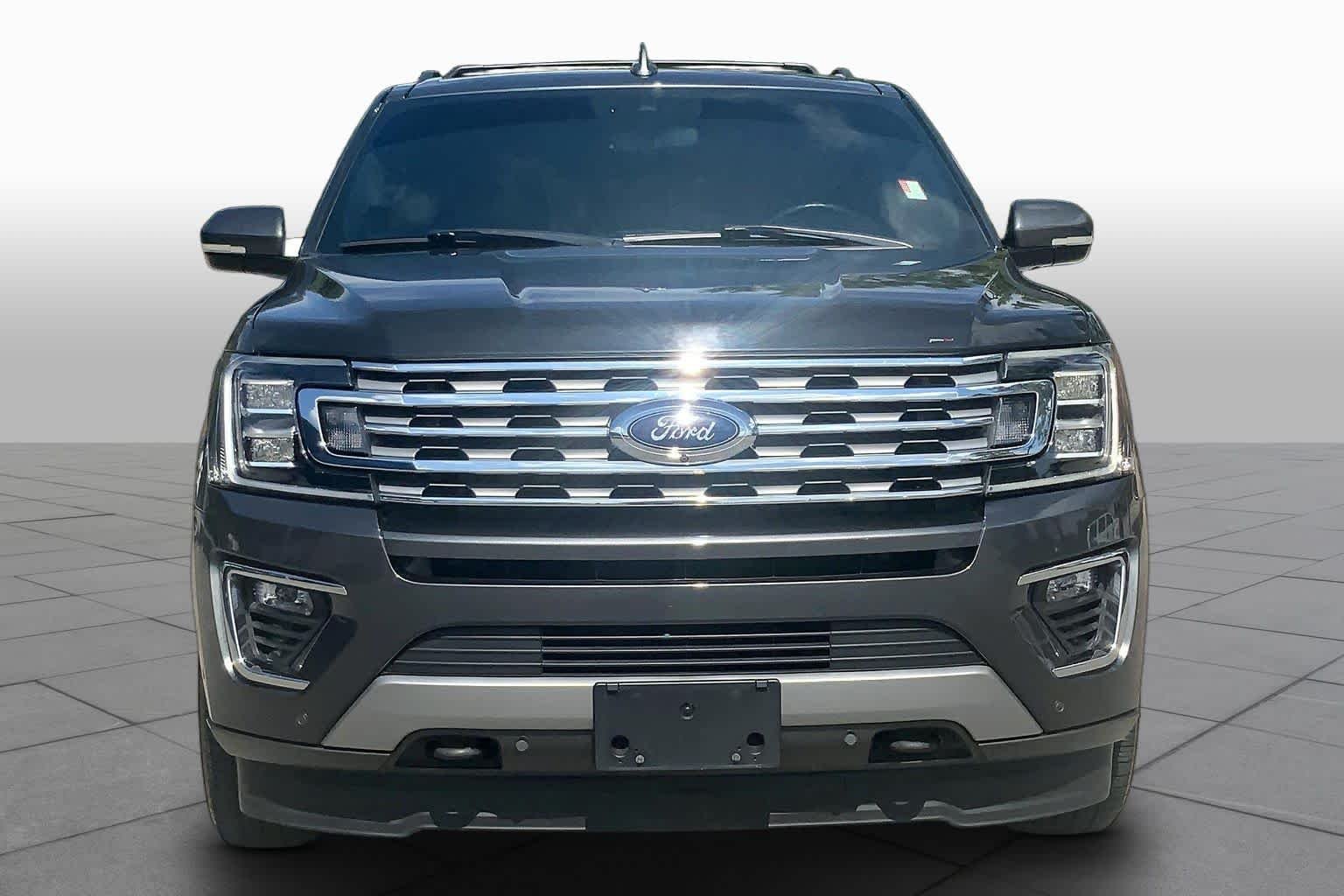 Used 2020 Magnetic Metallic Ford Limited image 4