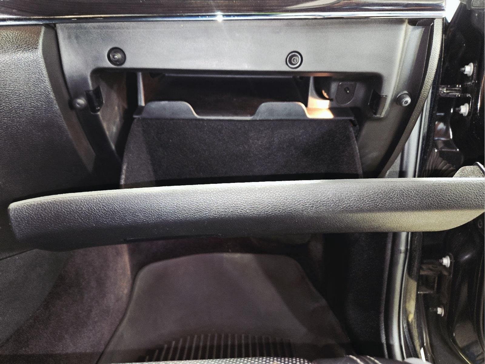 Used 2019 Diamond Black Jeep Overland image 71