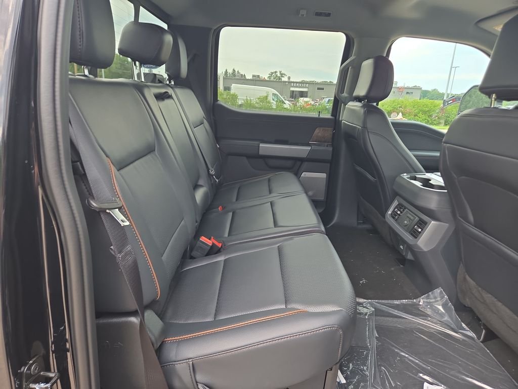 New 2026 Agate Black Metallic Ford F-250® Lariat® image 20