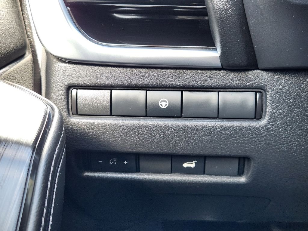 Certified Used 2023 White Nissan SL image 18
