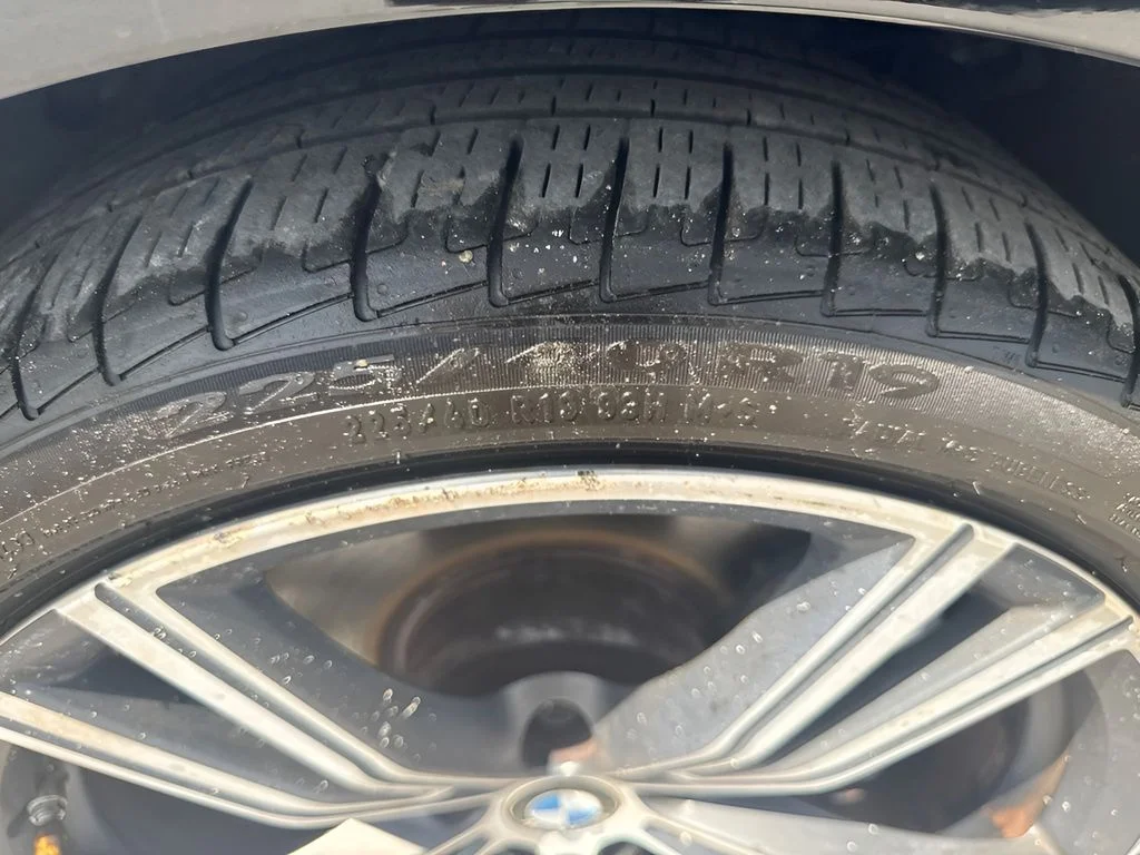 Used 2020 Black BMW 330i image 25