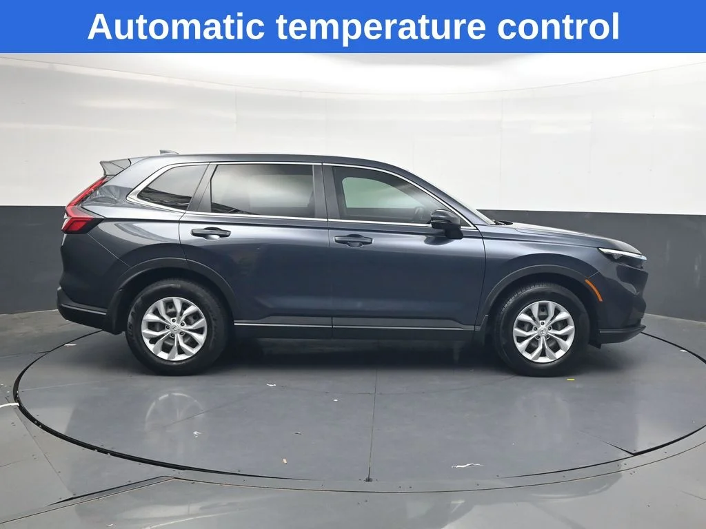 Used 2025 Meteorite Gray Metallic Honda LX image 3
