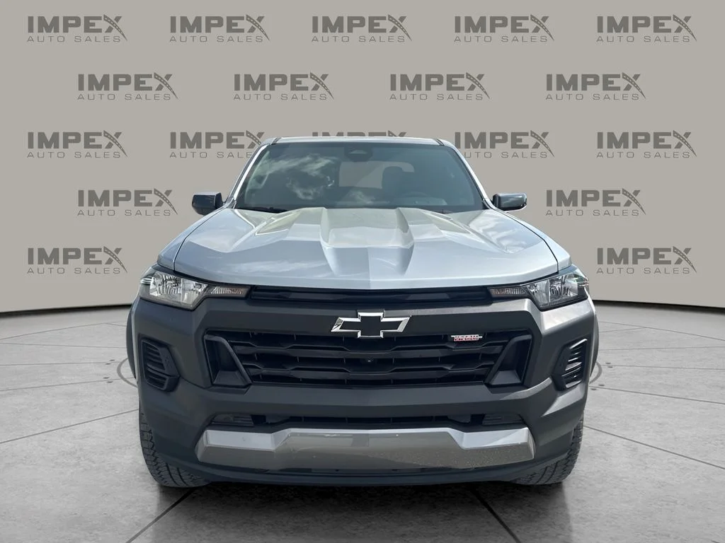 Used 2024 Gray Chevrolet Trail Boss image 8