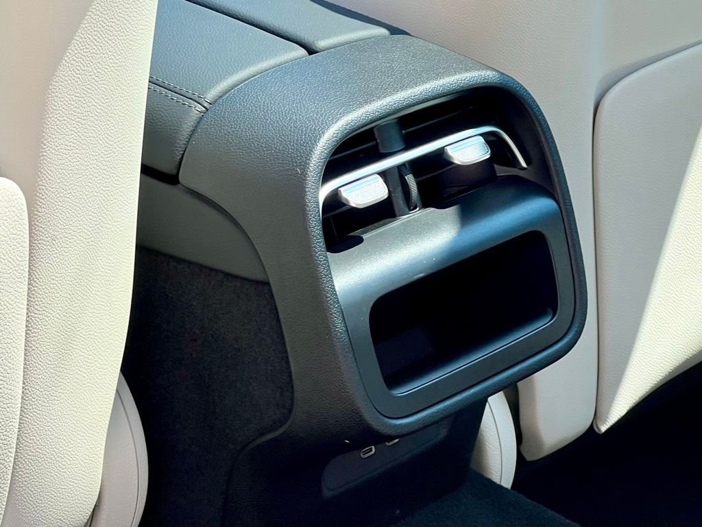 Certified Used 2026  Mercedes-Benz E 350 image 34