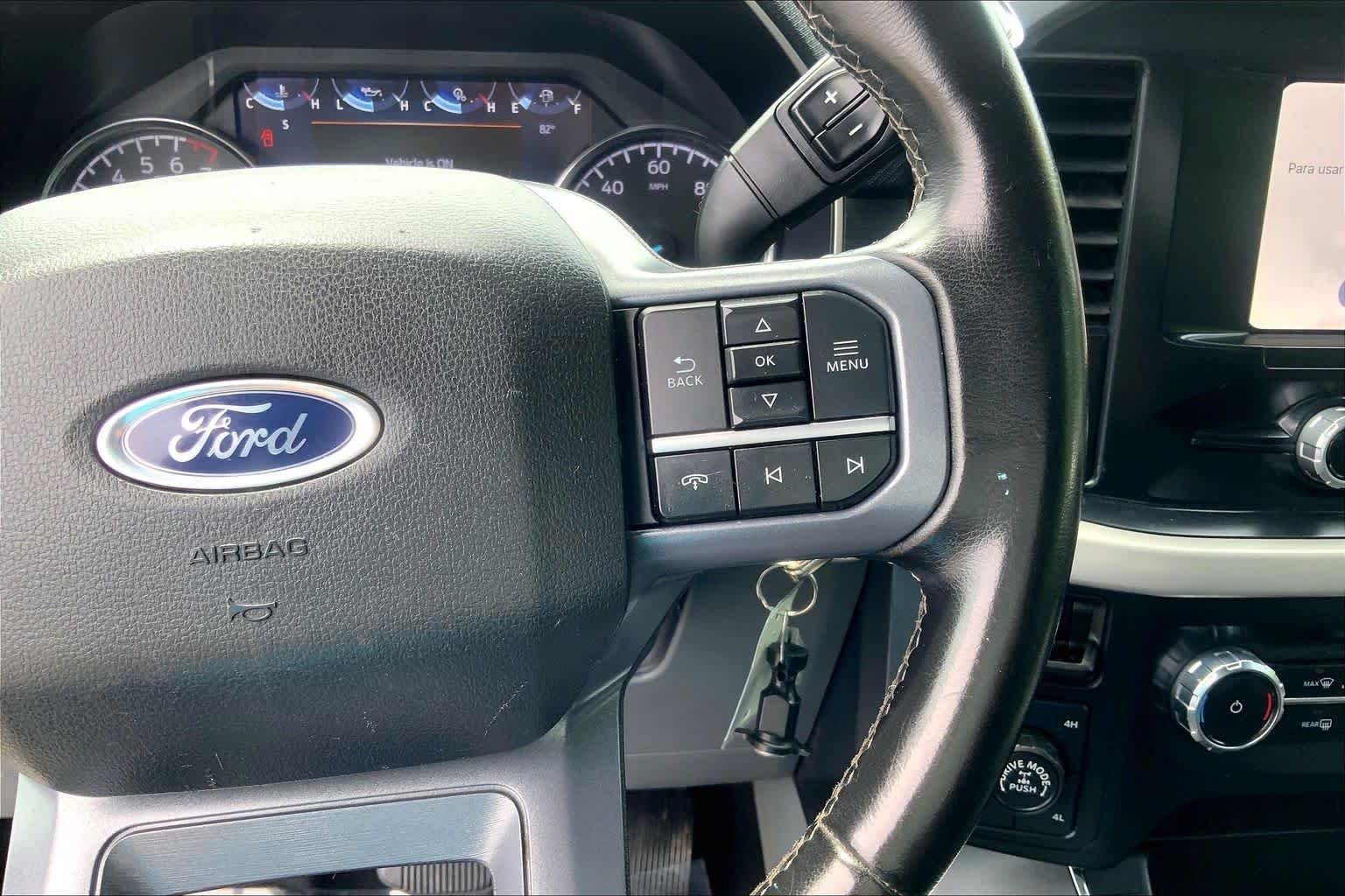 Used 2023 Oxford White Ford XLT image 25