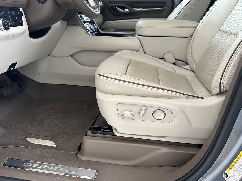 Used 2023 Silver GMC Denali image 15