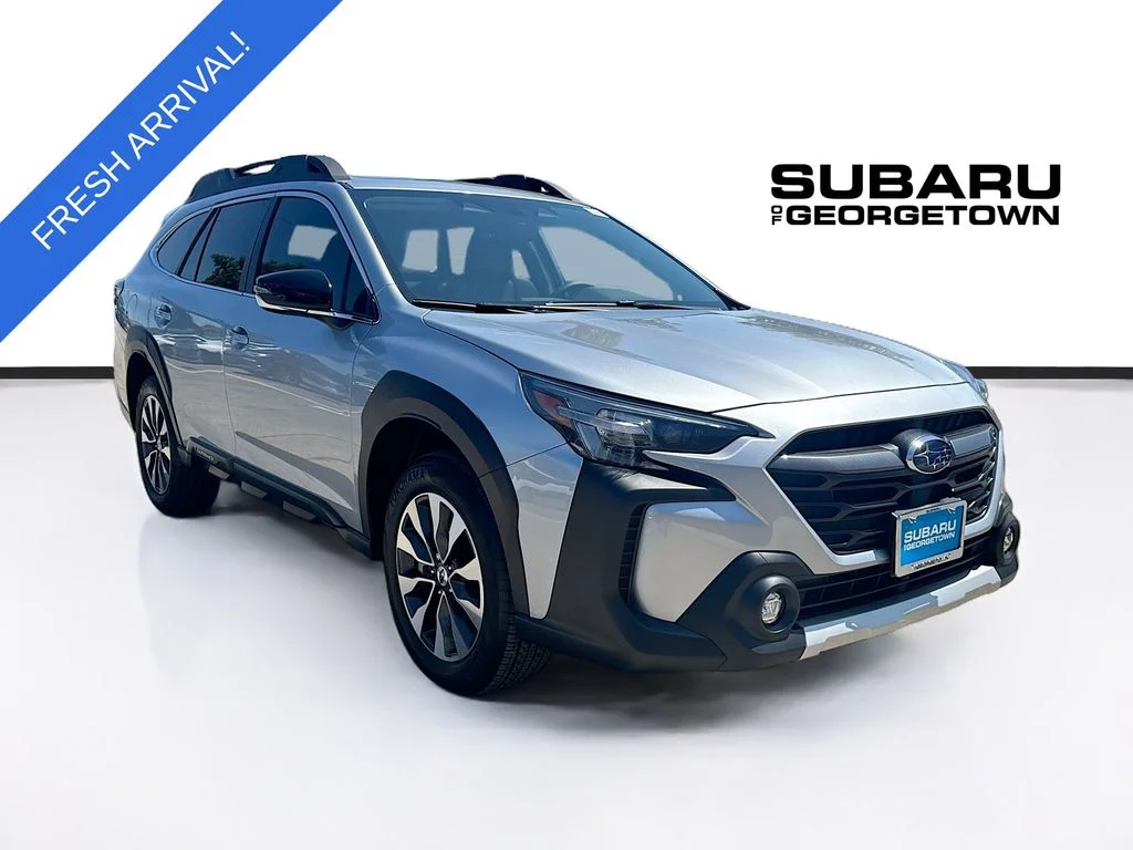 2025 Subaru Outback Limited's photo