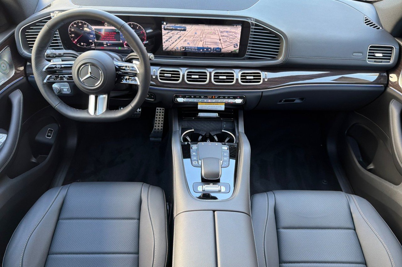 New 2026 Polar White Mercedes-Benz GLS 450 4MATIC® SUV image 12