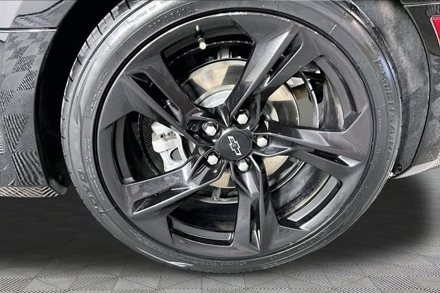 Used 2022 Black Chevrolet 1LT image 27