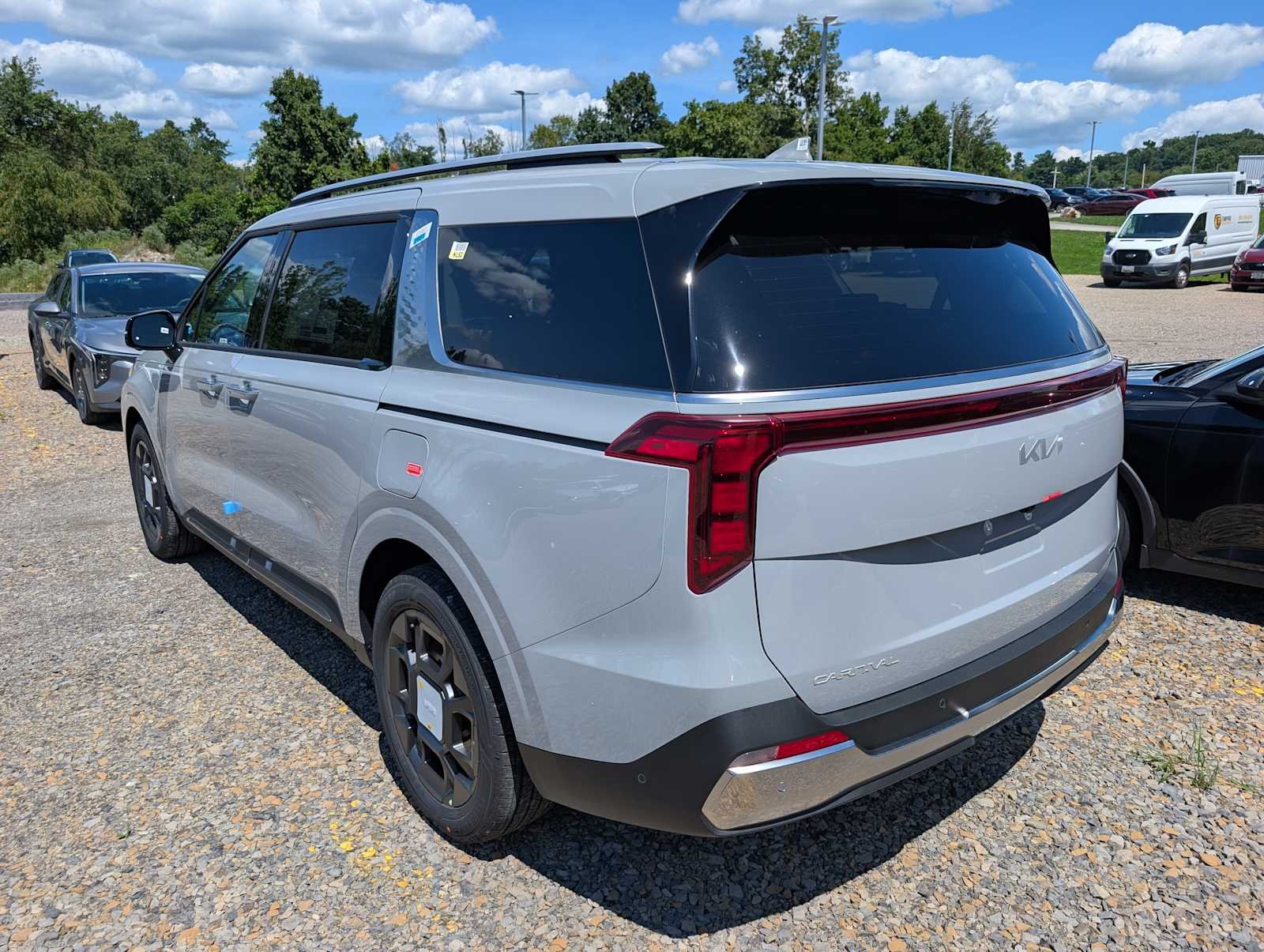 New 2027 Ceramic Silver Kia SX image 9