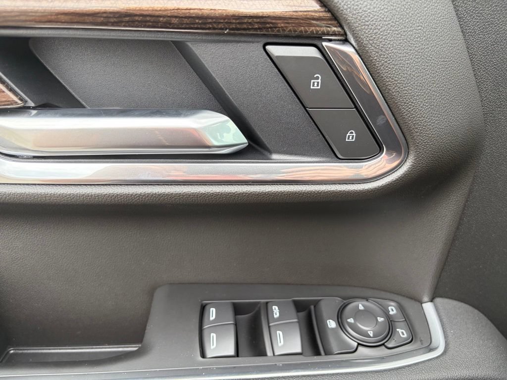 2026 Chevrolet Silverado 1500 RST - Photo 15
