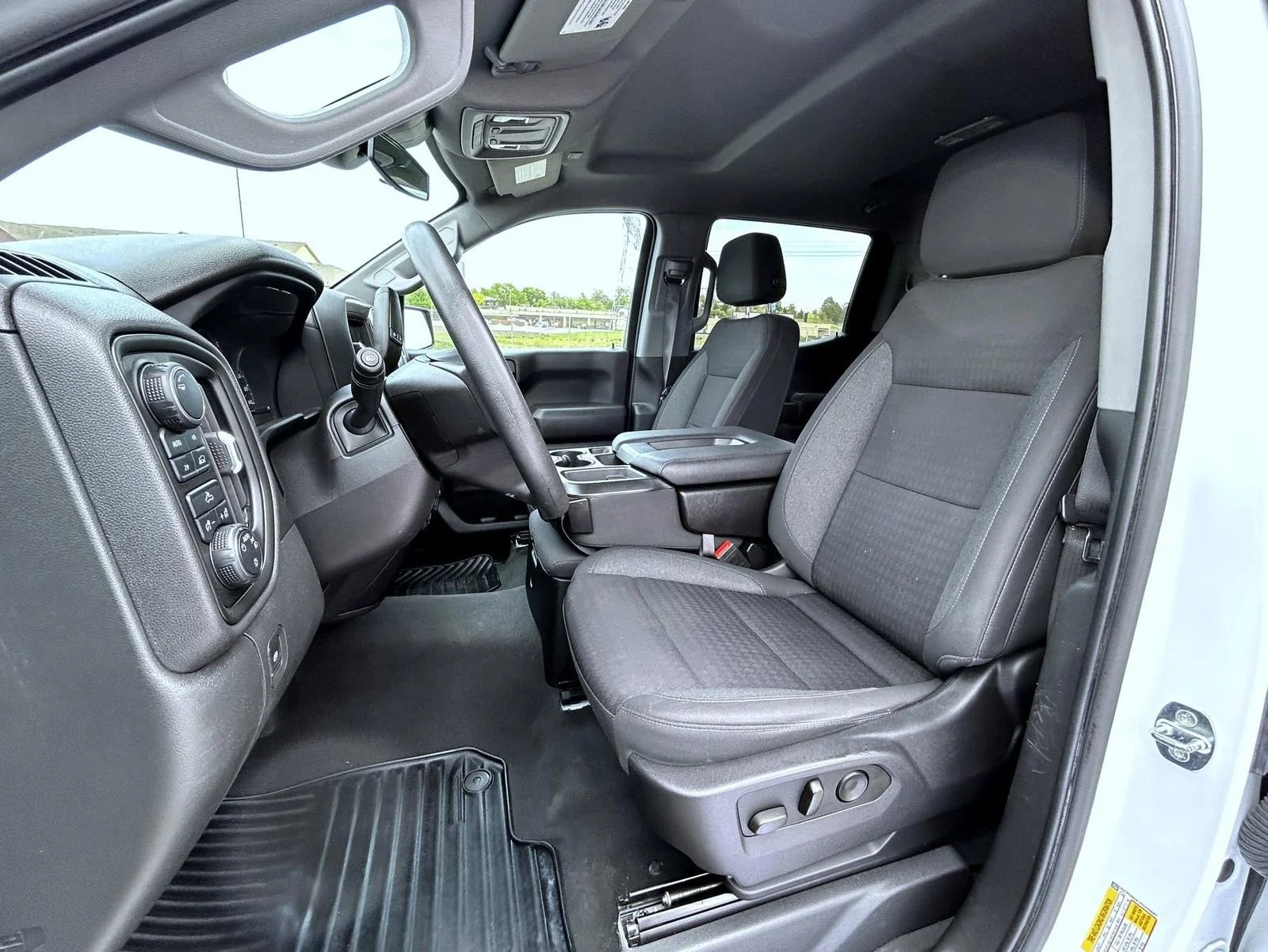 2023 Chevrolet Silverado 1500 Custom - Photo 10