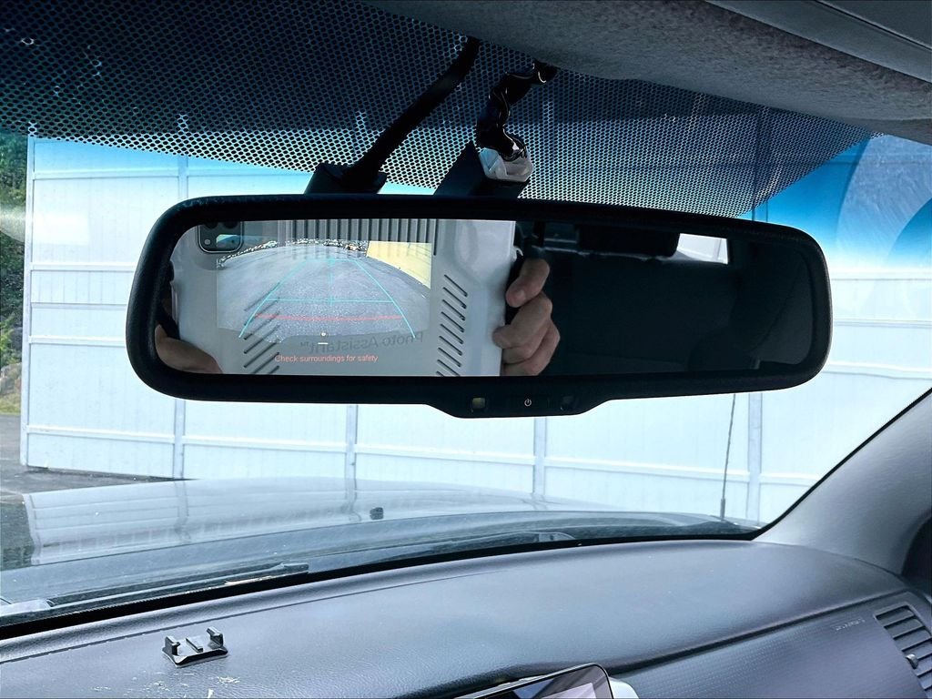 Used 2013 Black Toyota Base image 19
