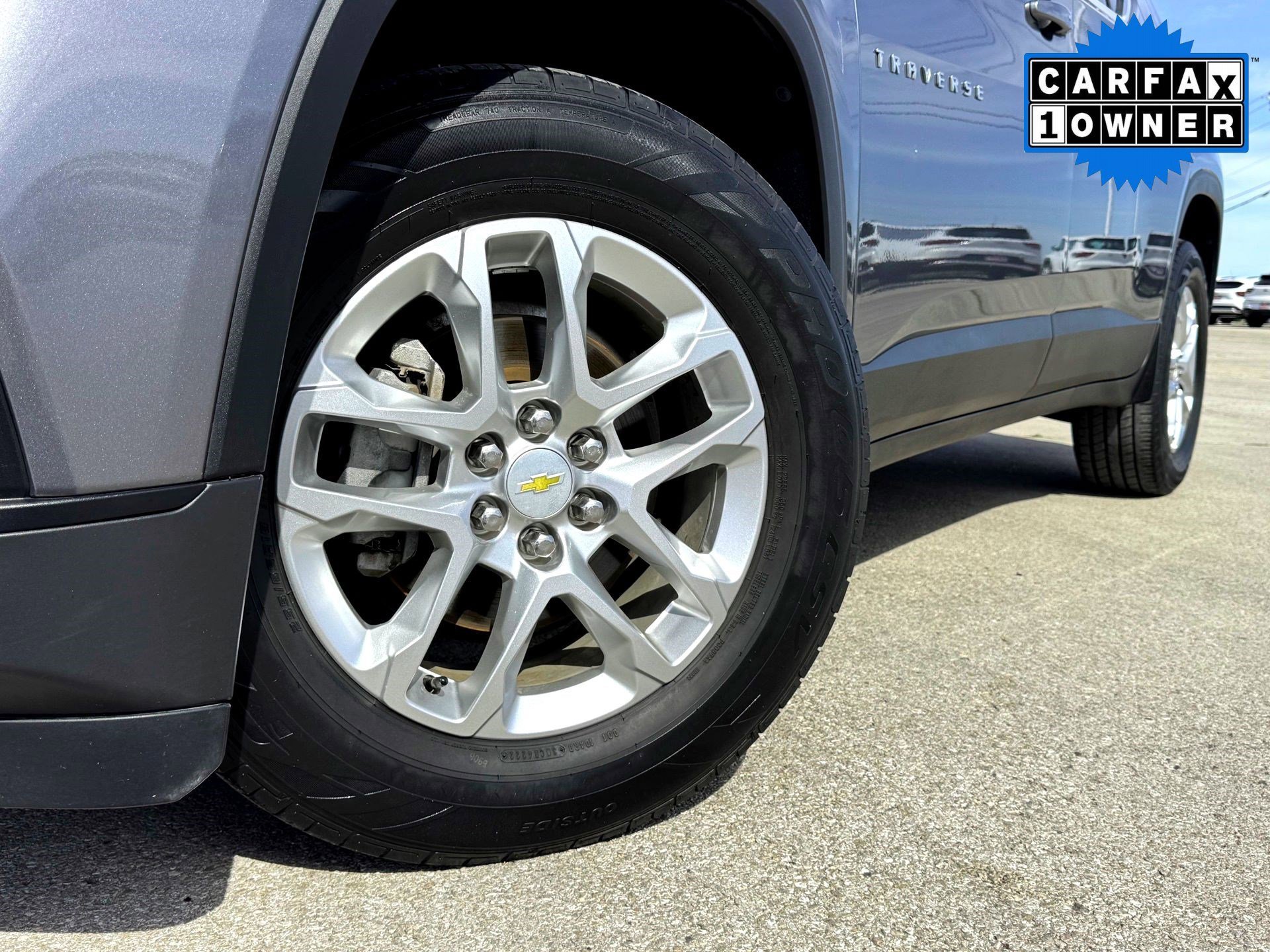 Used 2020 Chevrolet Traverse LS with VIN 1GNERFKWXLJ147237 for sale in Hutto, TX