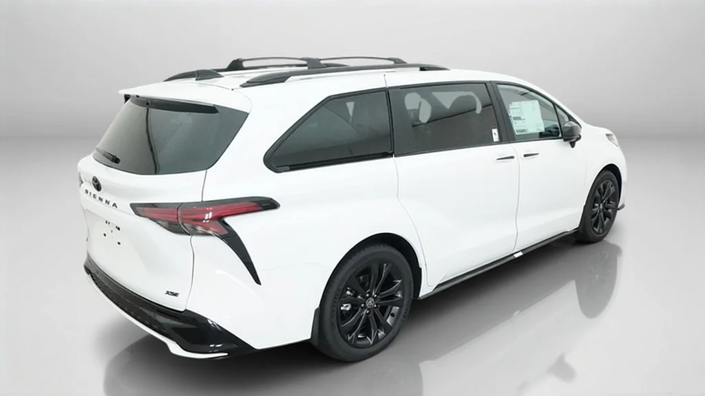 New 2026 Ice Cap Toyota XSE image 9