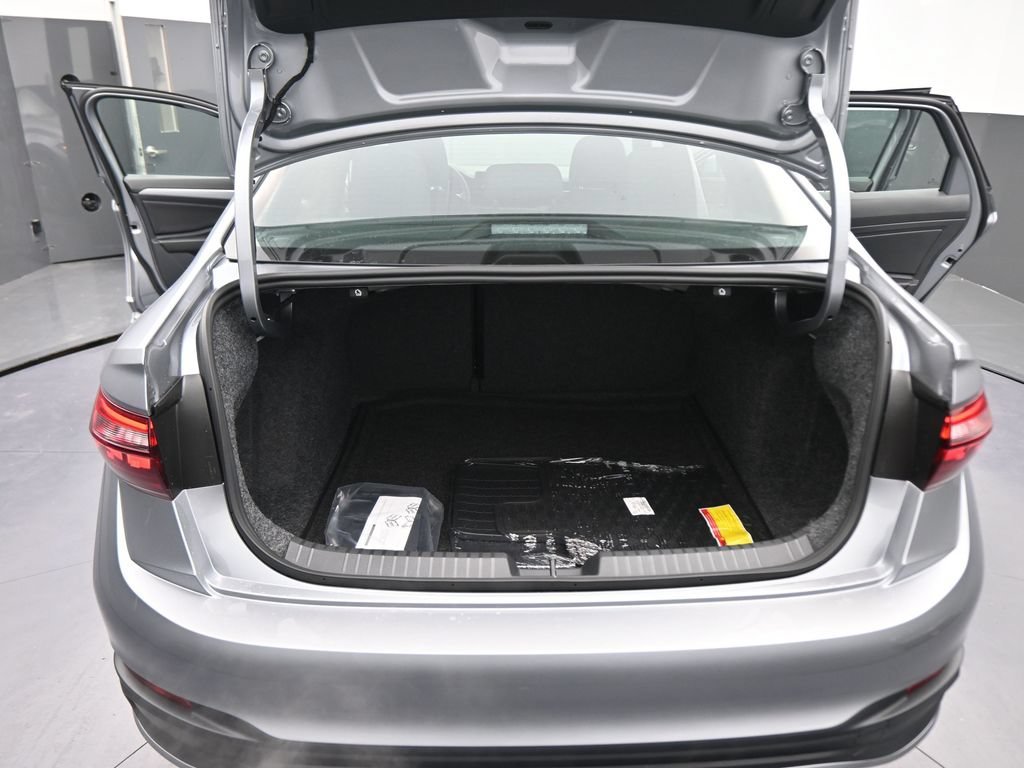 Used 2026  Volkswagen 1.5T Sport image 42