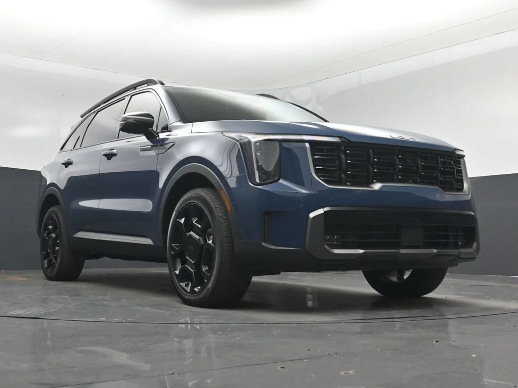 Certified Used 2025 Black Kia X-Line SX Prestige image 32