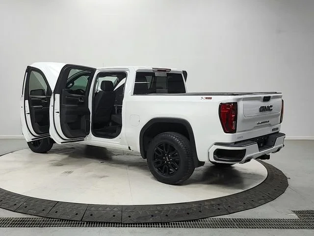Used 2024 Summit White GMC Elevation image 13