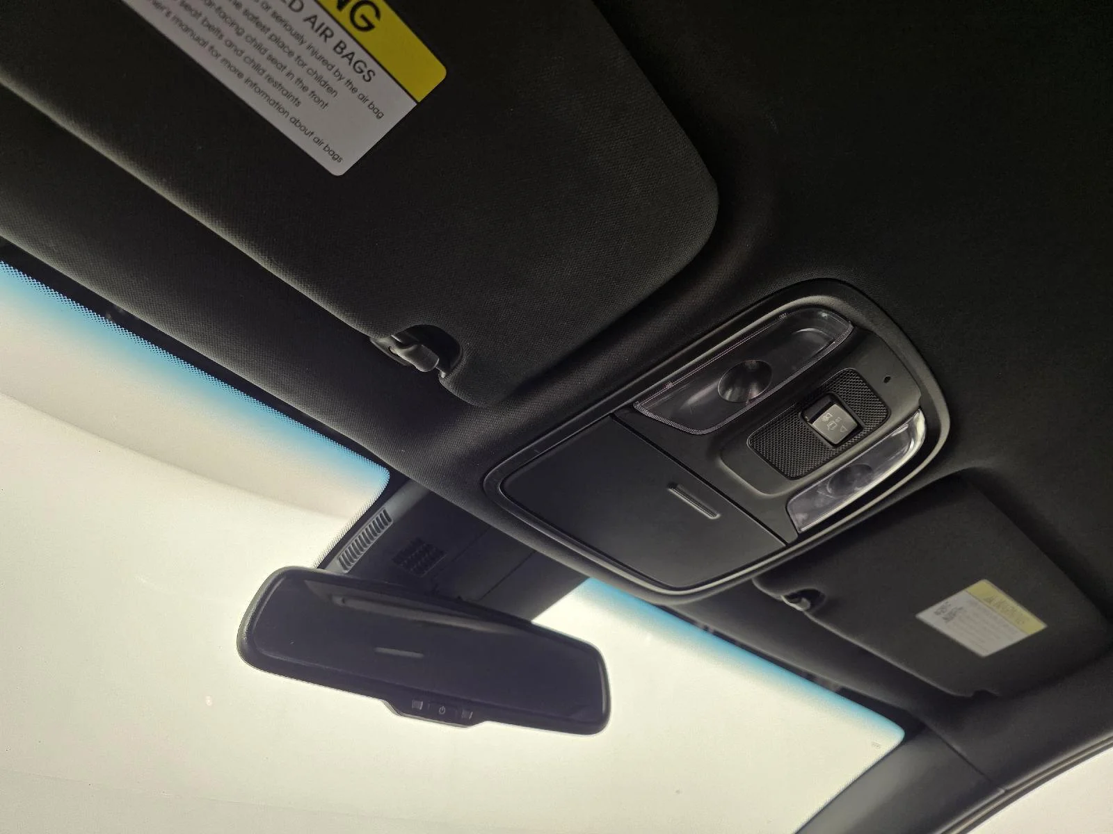 Used 2019 Snow White Pearl Kia GT image 43
