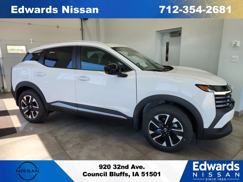 2026 Nissan Kicks 2.0 SV AWD's photo