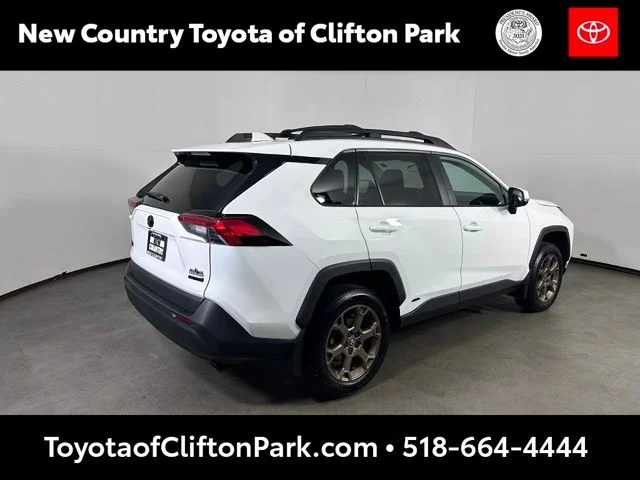 Used 2023 White Toyota Woodland Edition image 3