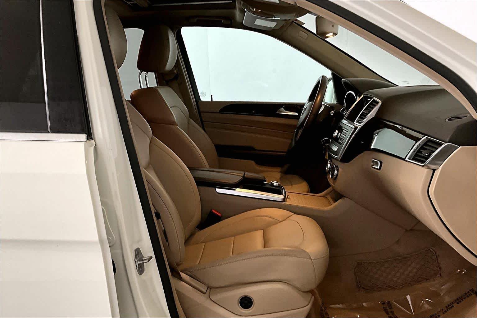 Used 2012 Arctic White Mercedes-Benz ML 350 image 8