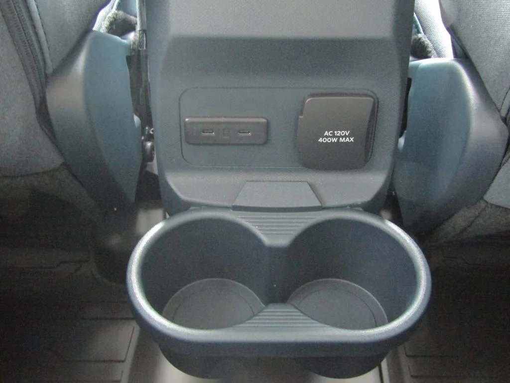 New 2026 Shadow Black Ford XLT image 21