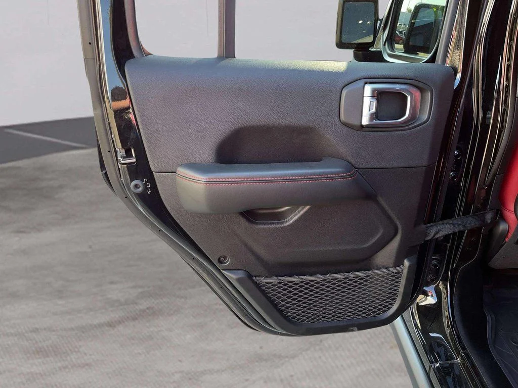 2024 Jeep Wrangler 4-Door Rubicon 392 - Photo 24