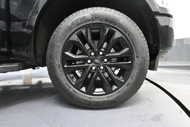 Used 2020 Black Ford Lariat image 12