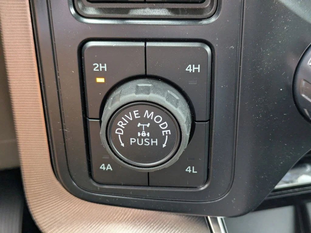 New 2026 Carbonized Gray Metallic Ford Platinum image 27