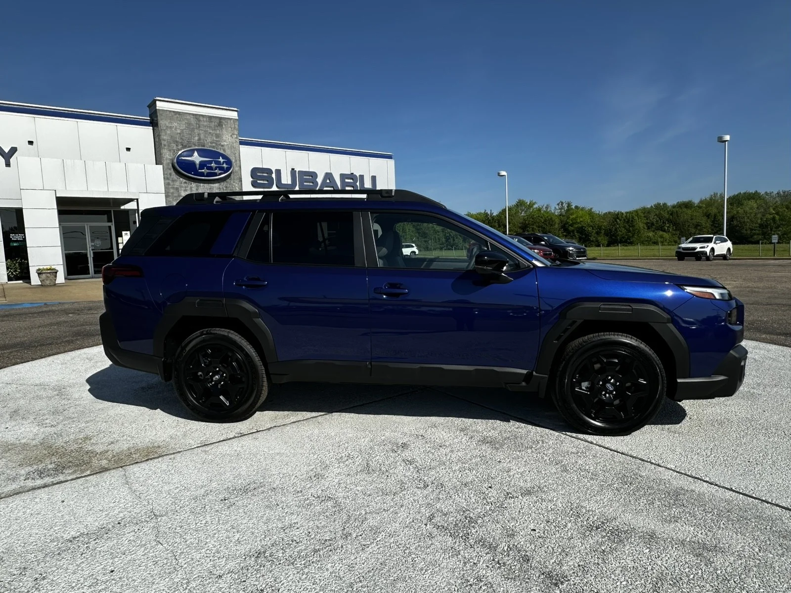 New 2026 SAPPHIRE BLUE PEARL Subaru Limited image 8