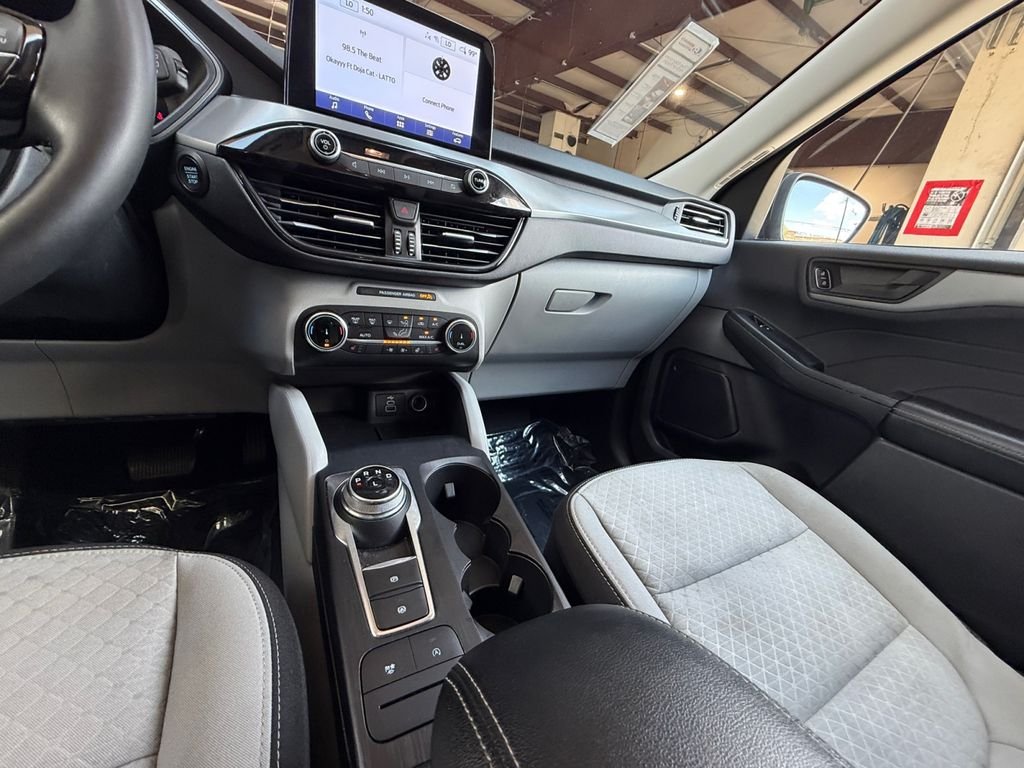 Used 2024 Black Ford Active image 15