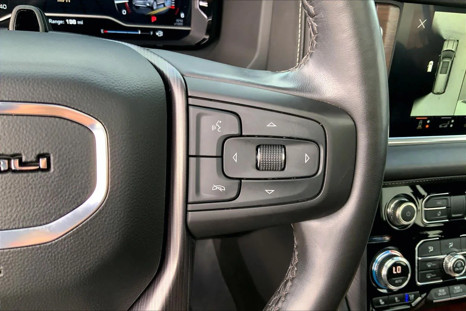 Certified Used 2023 White Frost Tricoat GMC Denali Ultimate image 24