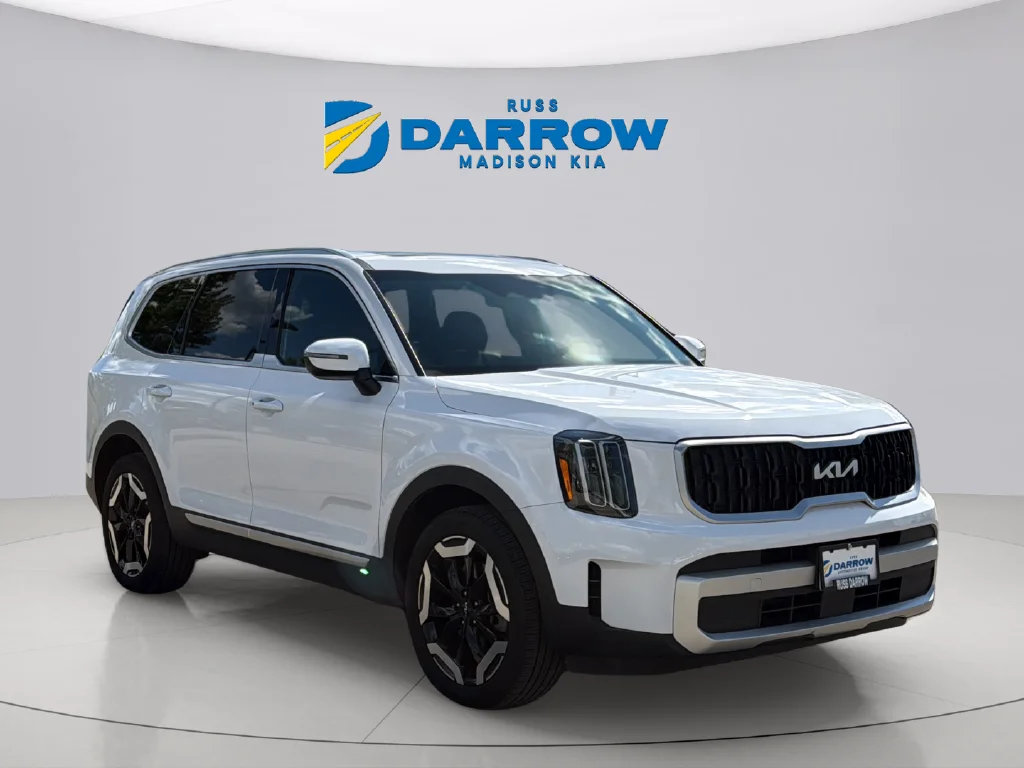 Used 2024 Glacial White Pearl Kia EX image 7