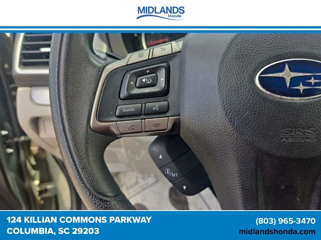 Used 2016 Green Metallic Subaru 2.5i Premium image 26