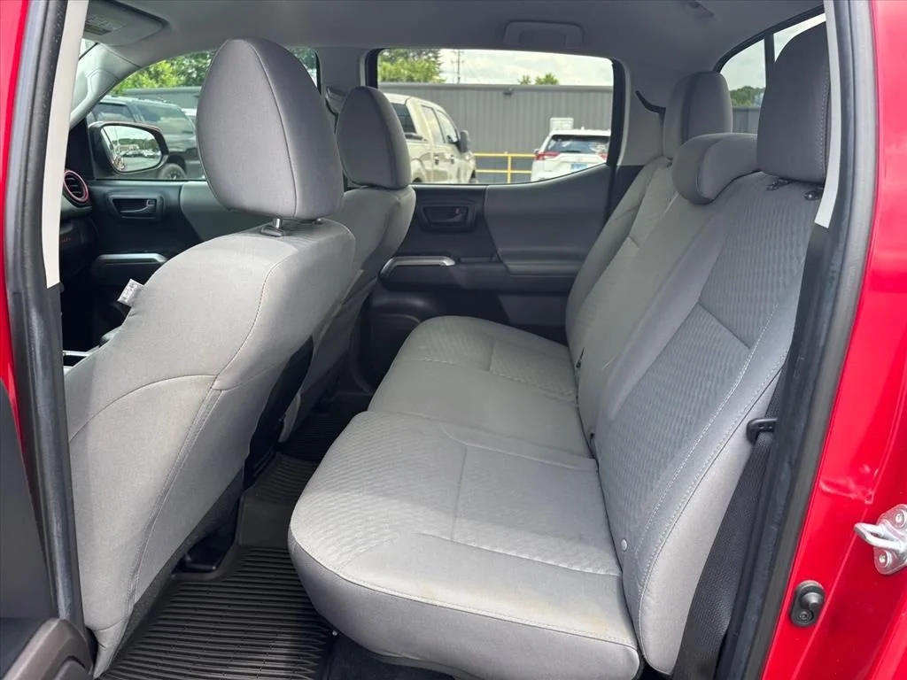 Used 2022 Red Toyota SR5 image 12