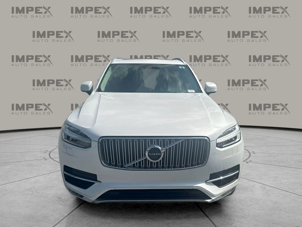 Used 2017 White Volvo T6 Inscription image 8