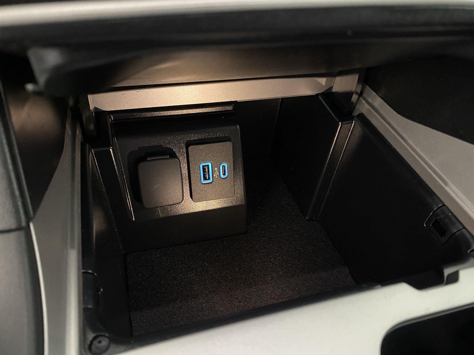 Used 2024 Carbonized Gray Ford XLT image 14