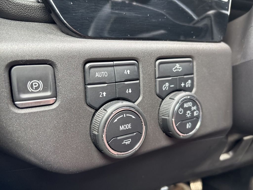 Used 2023 Red Chevrolet RST image 19