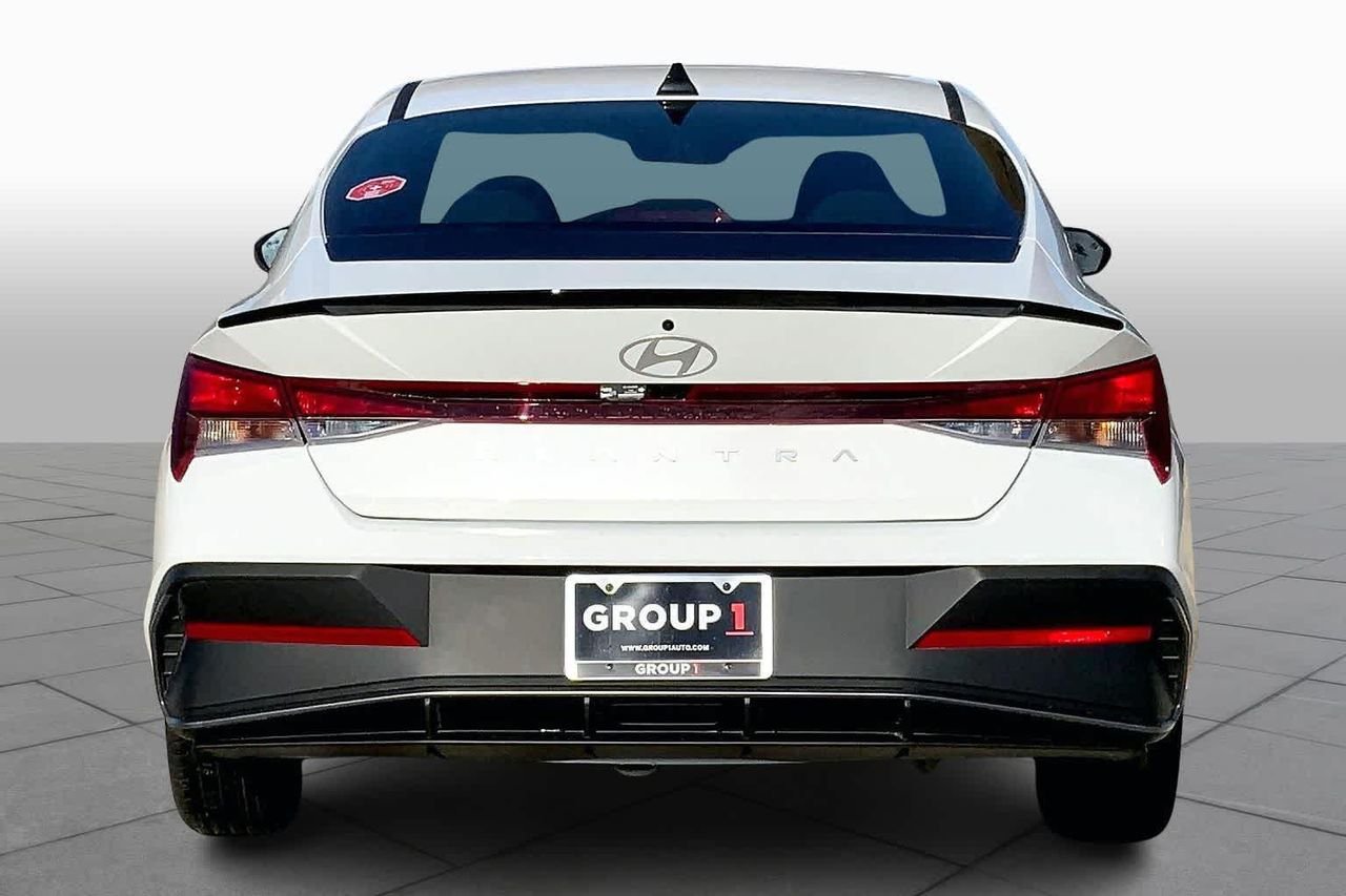 New 2026 Serenity White Hyundai SEL Sport image 4