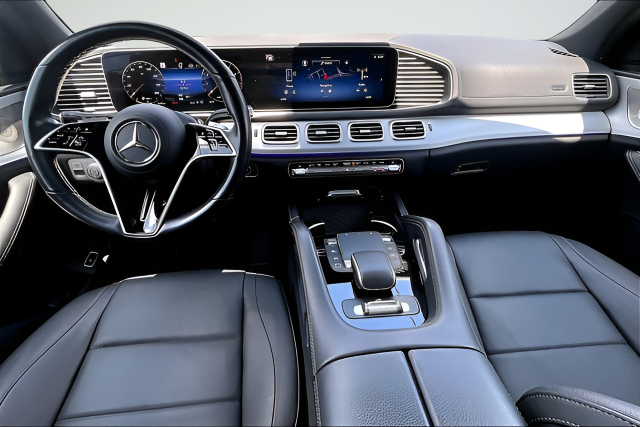 Used 2025 Silver Mercedes-Benz GLS 450 image 6