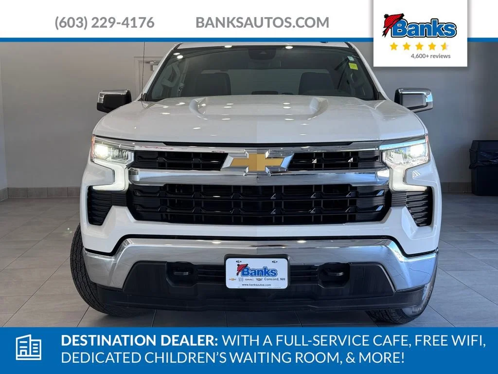 Used 2026 Summit White Chevrolet LT image 3