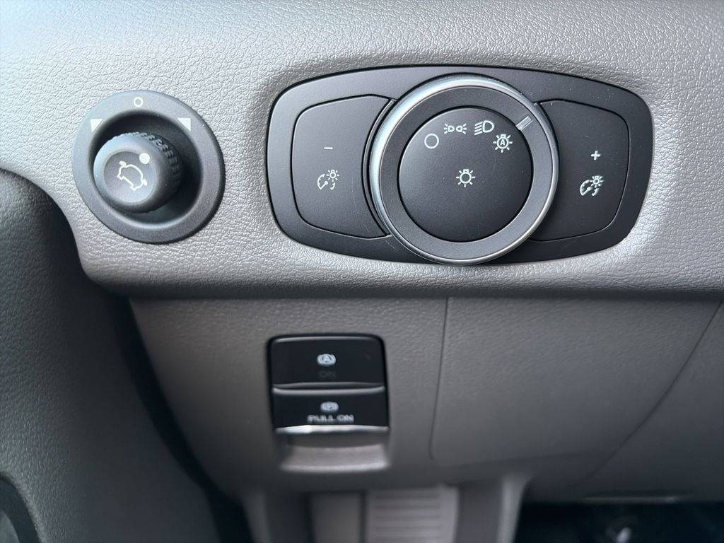 New 2024 Oxford White Ford Cargo Van image 14