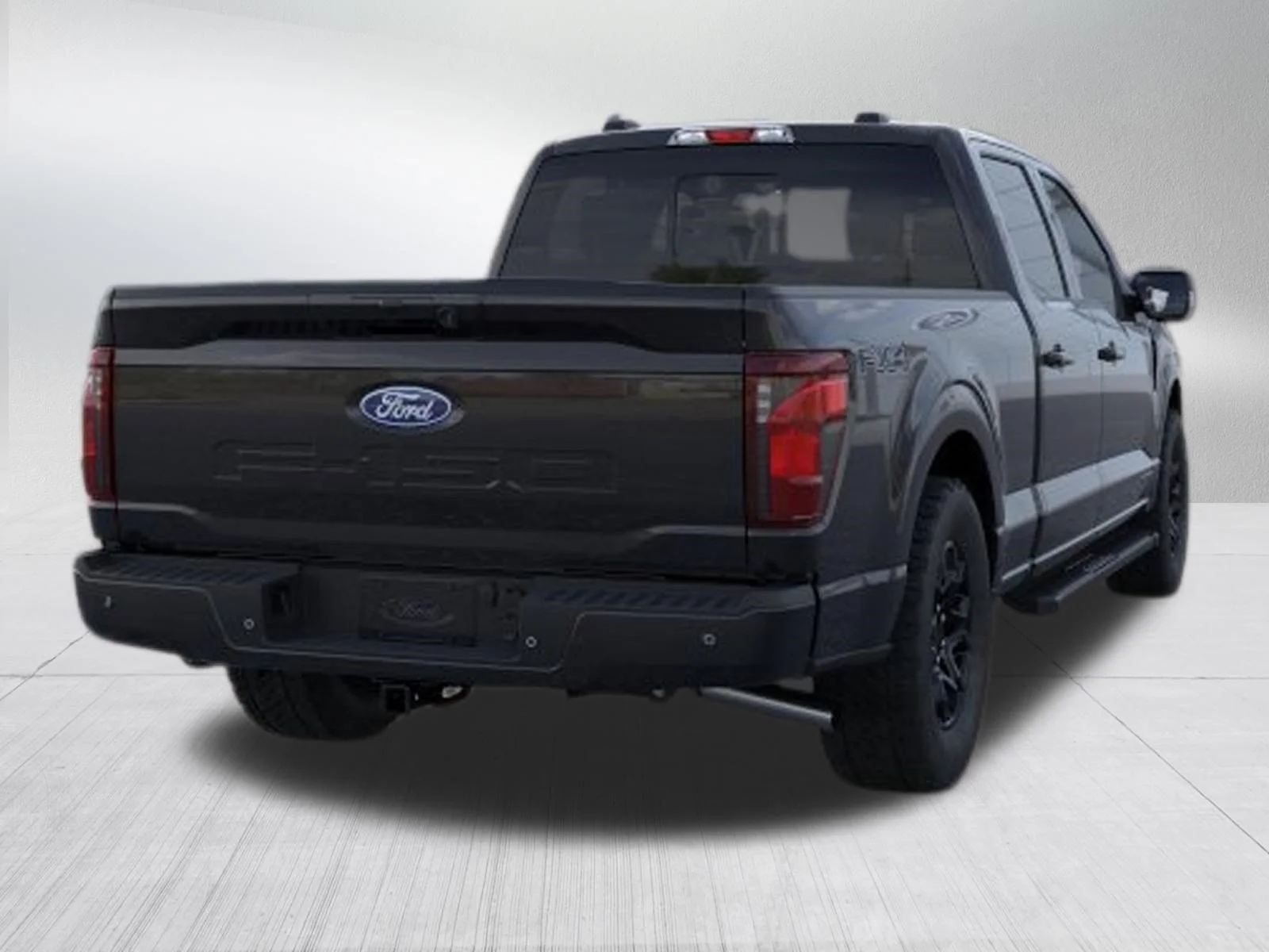 New 2026 Agate Black Metallic Ford XLT image 8