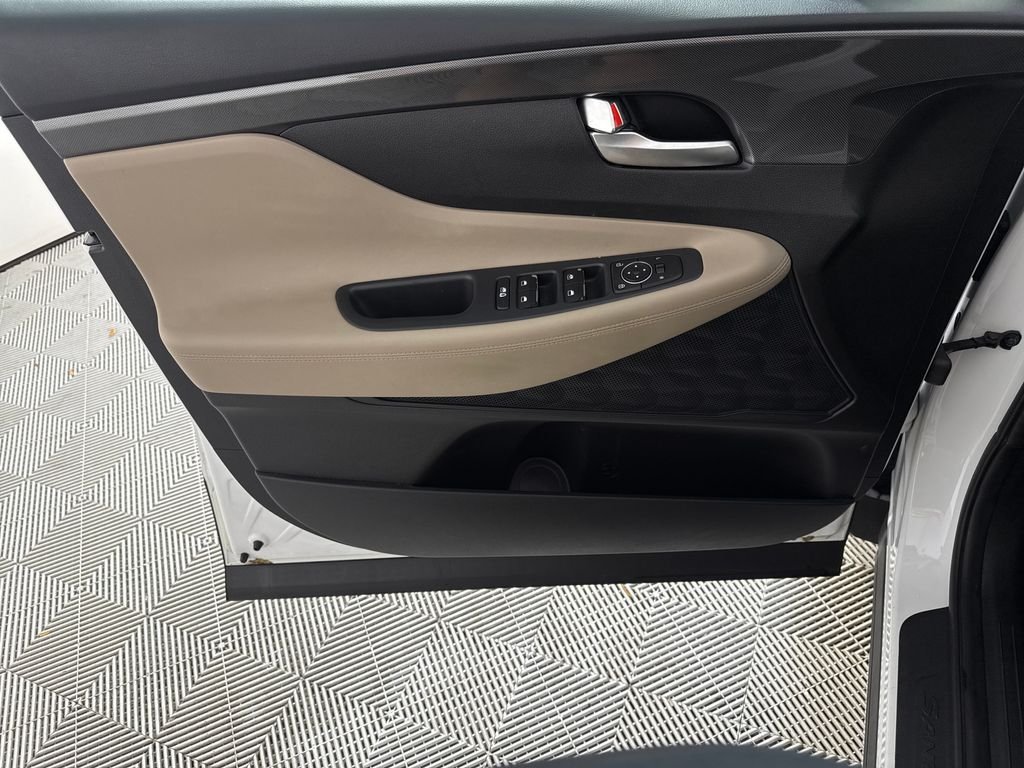 2023 Hyundai Santa Fe SE - Photo 12