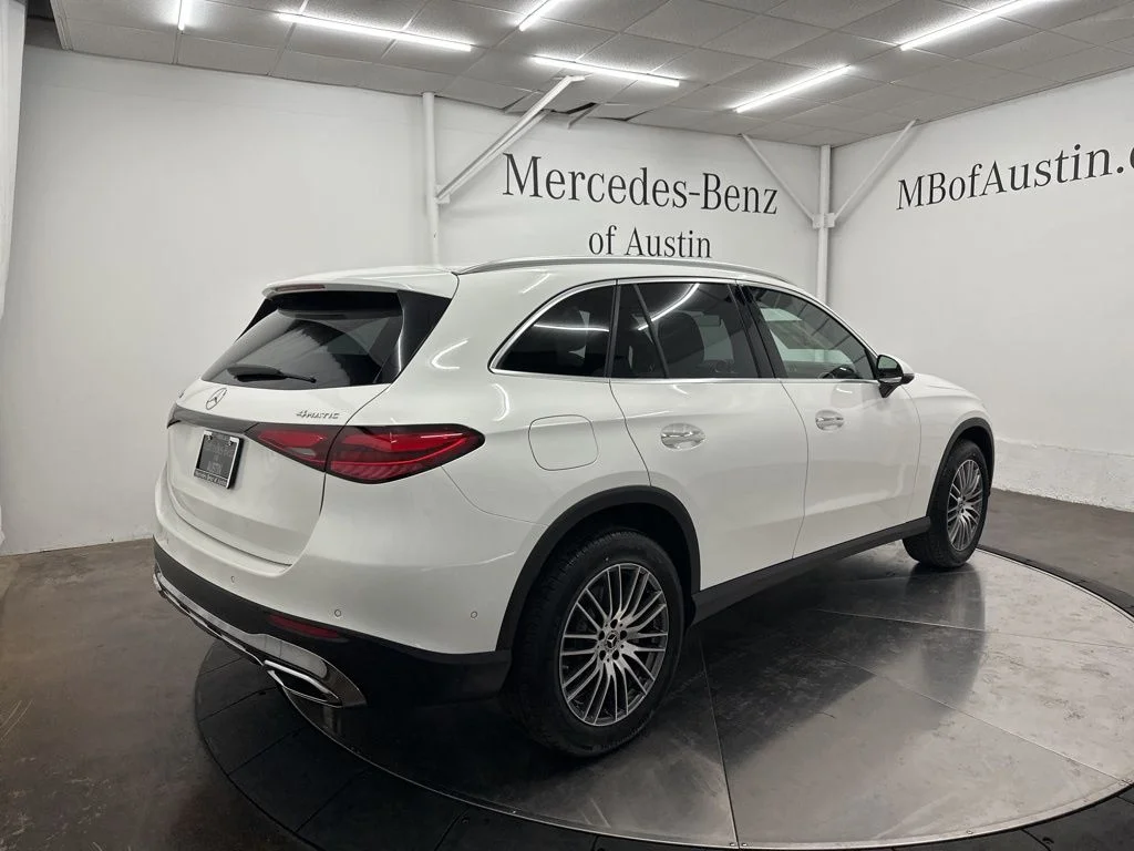 Used 2026 White Mercedes-Benz GLC 300 image 7