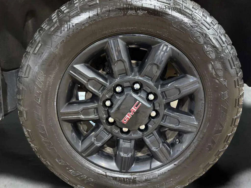 Certified Used 2024 Sterling Metallic GMC AT4 image 32